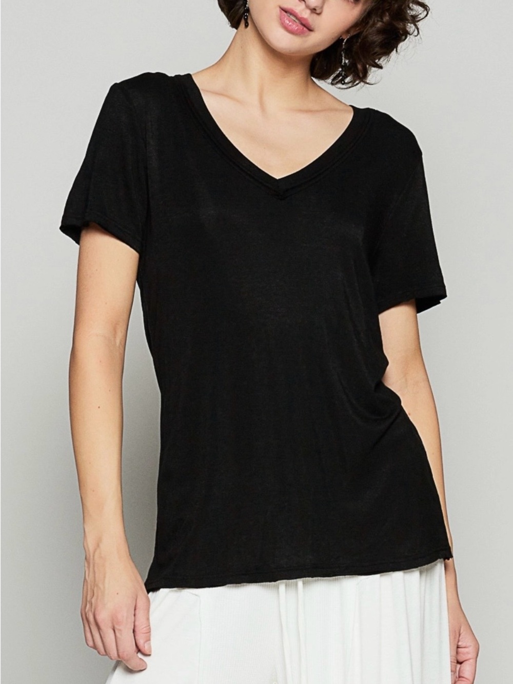 New POL Signature Jersey Stone Washed V-Neck Top in Black Sz Medium